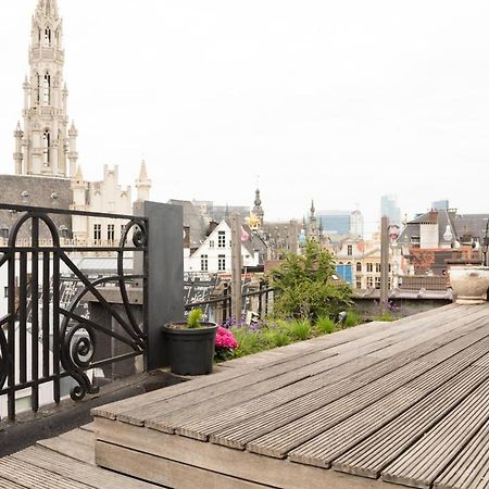 Duplex dernier étage avec terasse à deux pas de la grand place Bruxelas Exterior foto